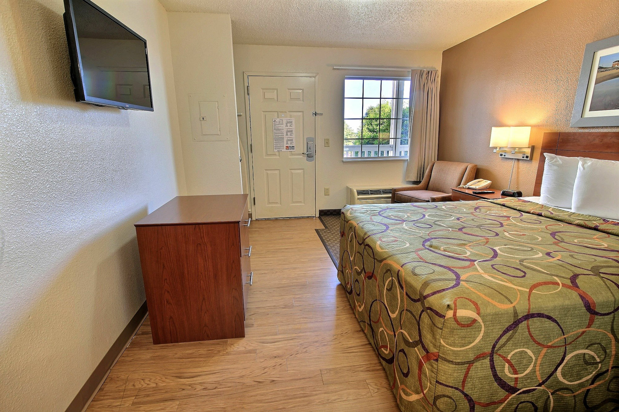 Sun Suites Of Chesapeake Ngoại thất bức ảnh
