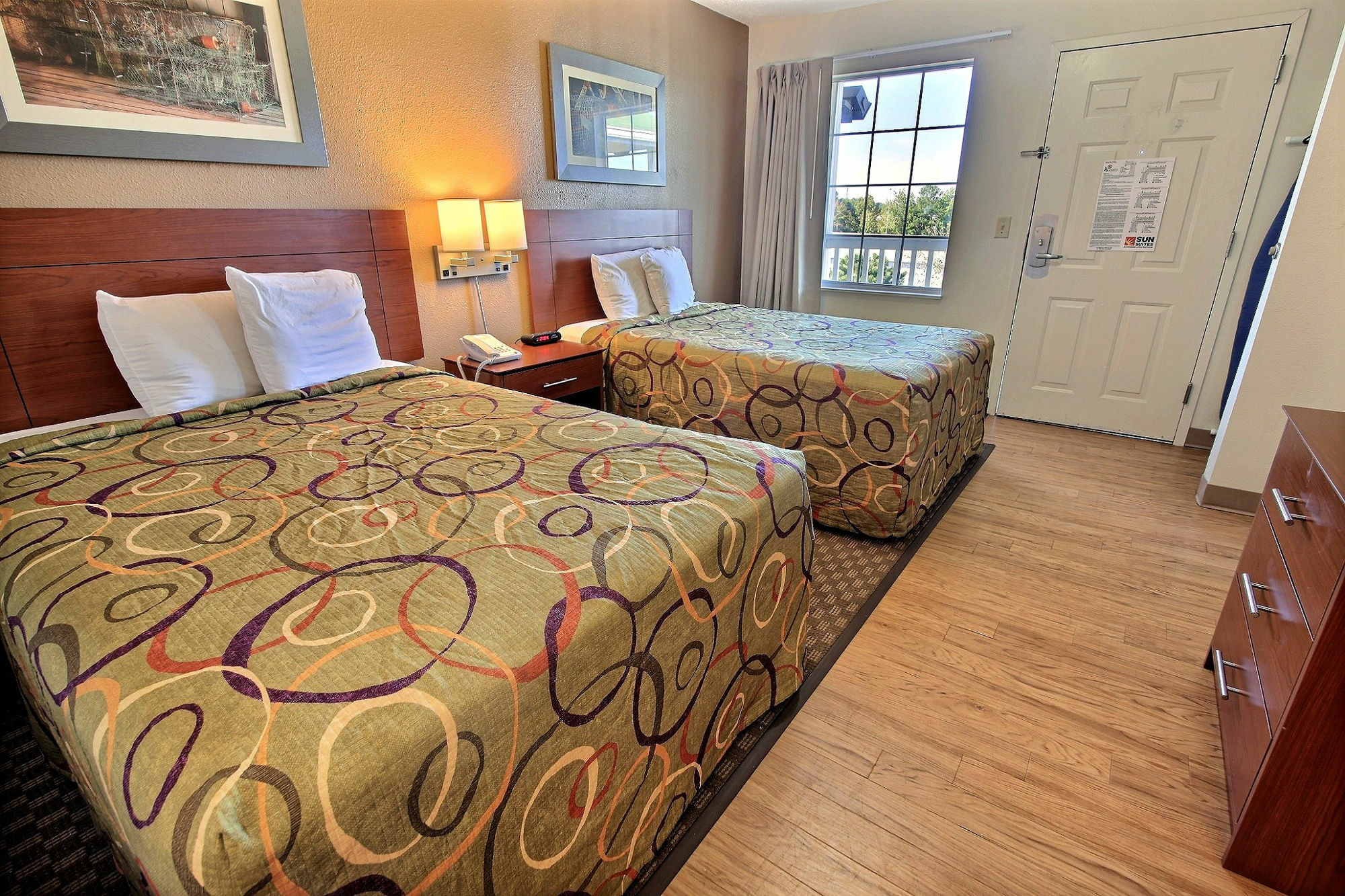 Sun Suites Of Chesapeake Ngoại thất bức ảnh